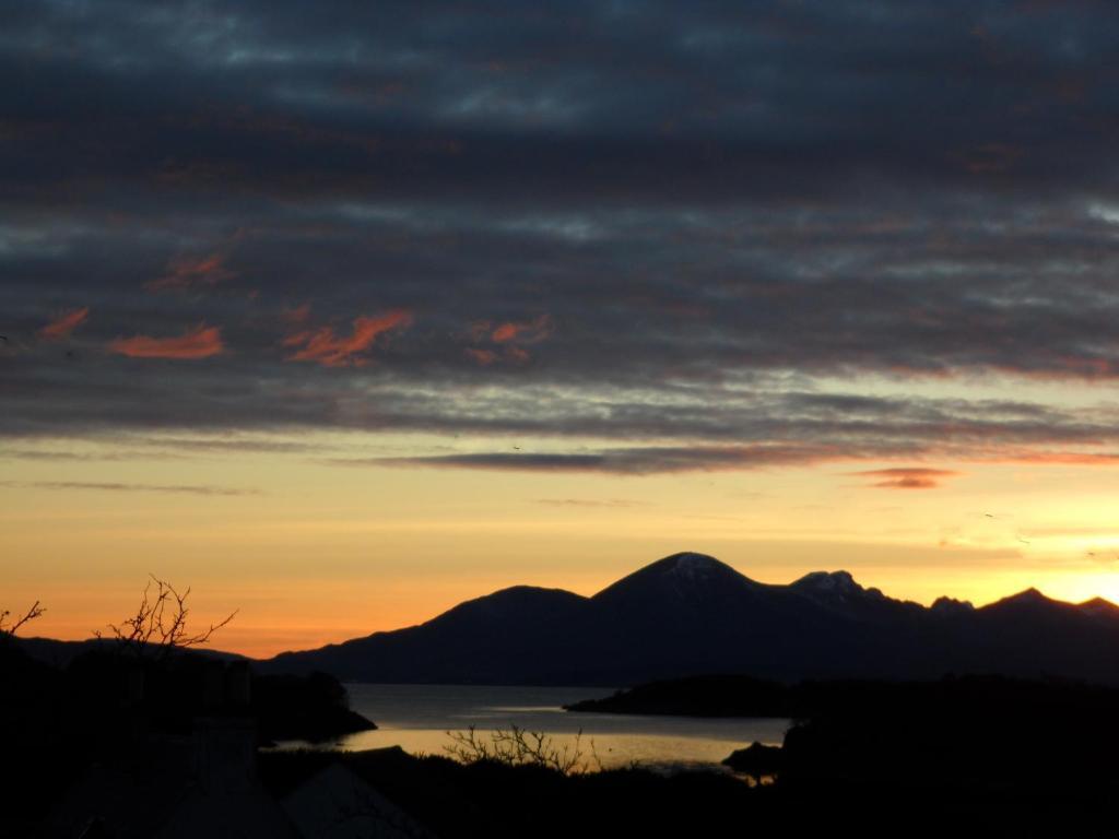 Creag Dubh Bed & Breakfast Kyle of Lochalsh Exterior foto